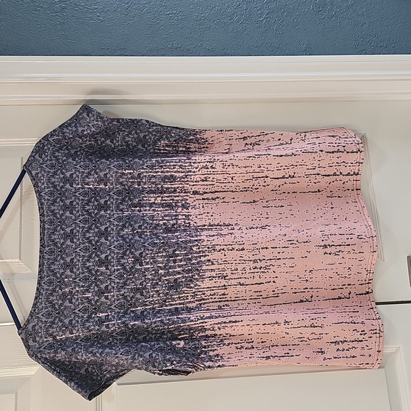 NWOT ETCYY Women's Cap Sleeve Loose fit Gradient Top Decorative Pink and Gray XL - Picture 6 of 10